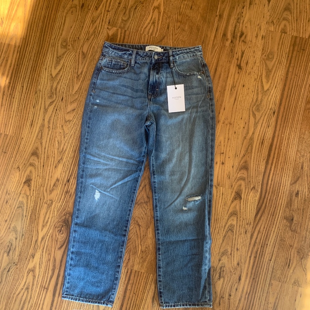 Hidden jeans-Tracy high rise straight distressed size 27